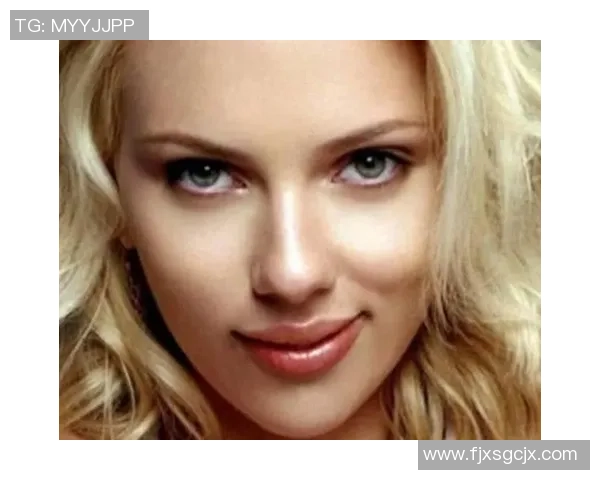 美国最美足球明星女孩的成长故事与她的梦想追逐之旅 美国最美足球明星女孩的成长故事与她的梦想追逐之旅