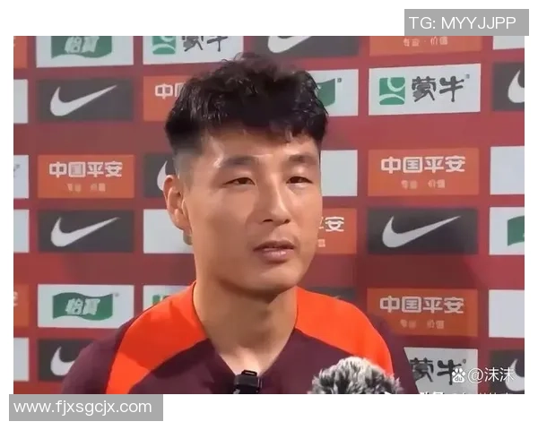 足球明星武磊解说精彩瞬间带你领略绿茵场上的激情与魅力 足球明星武磊解说精彩瞬间带你领略绿茵场上的激情与魅力